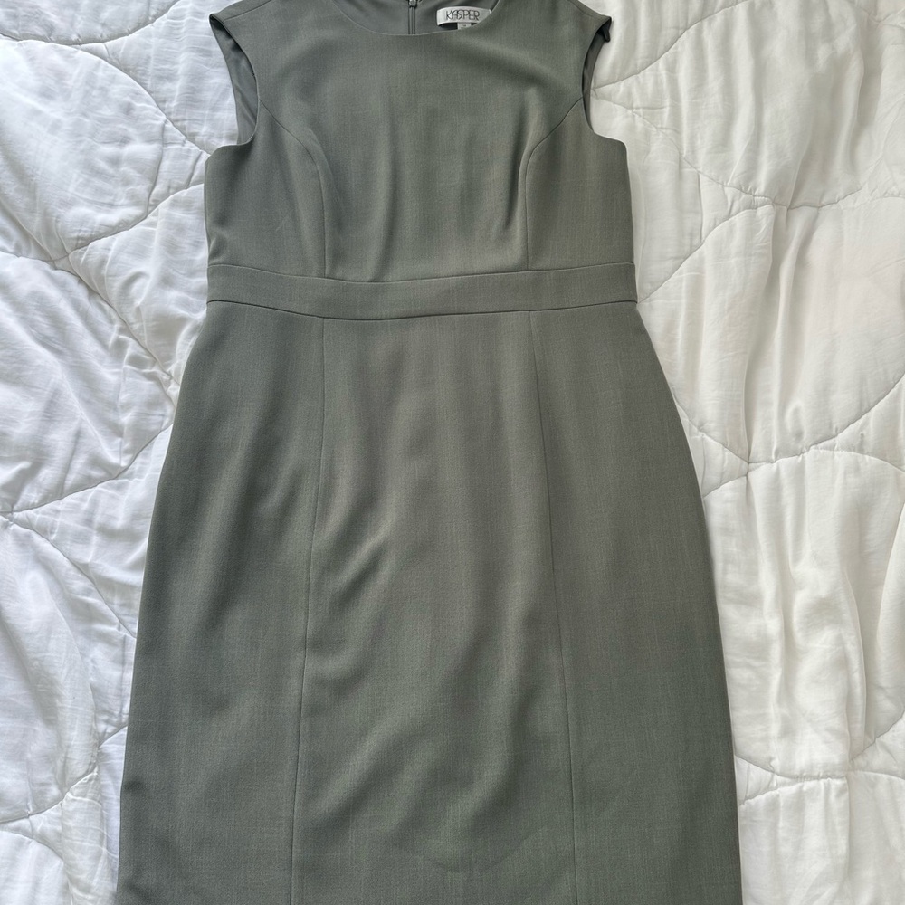 Elegant Gray Women's Dress